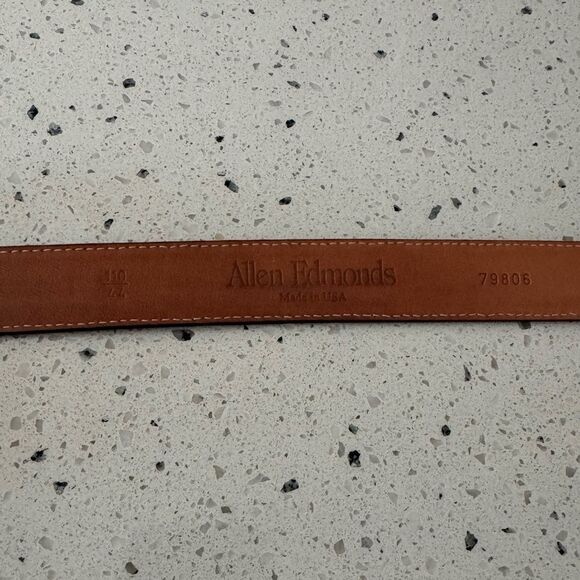 Allen Edmonds Men's Size 44 Brown/Tan Classic Genuine Leather Belt Made In USA - Picture 3 of 12